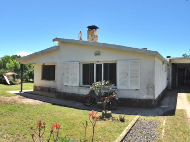 Casa de 2 dormitorios en Balneario Buenos Aires